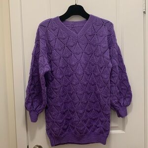Purple knitted sweater L